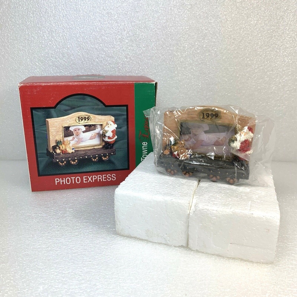 1999 JC Penney Home Towne Express Photo Express Frame, Week 41, New in Box‎